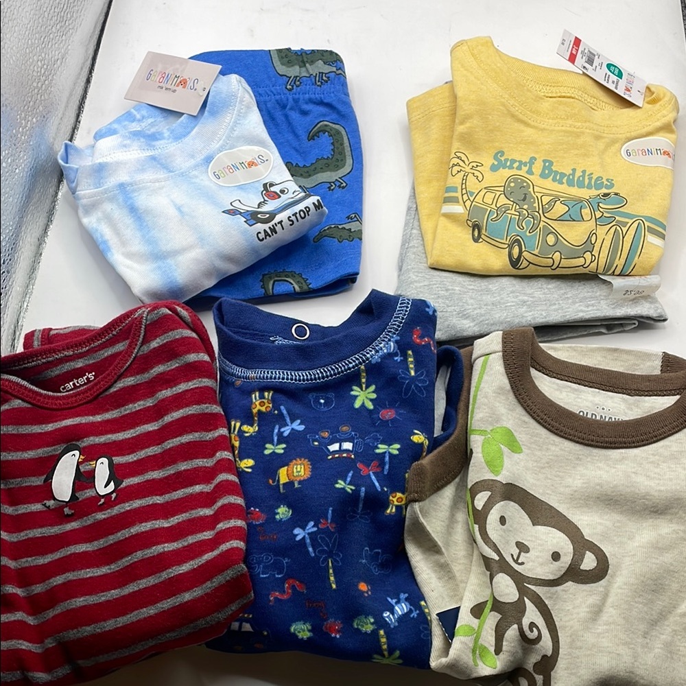 BNWT Assorted Baby Onesies with Fun Prints 000700